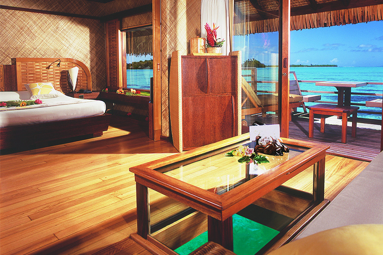 Best Overwater Bungalows In Bora Bora For Your Honeymoon