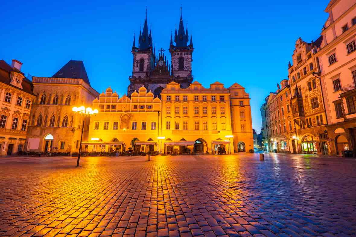 best time to visit prague for honeymoon